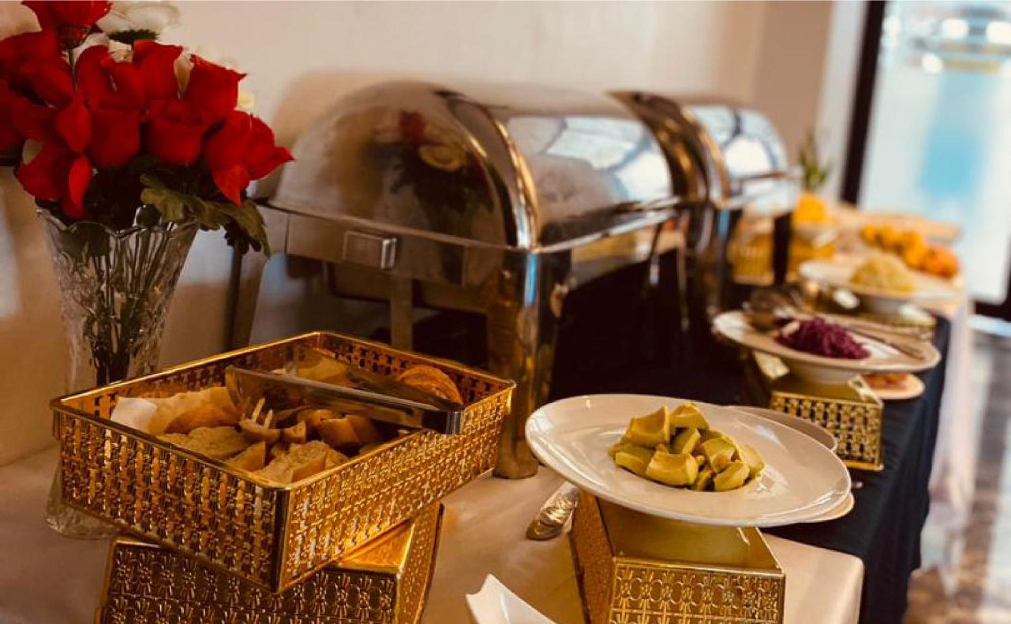 Hotel Vendome Дуала Екстериор снимка
