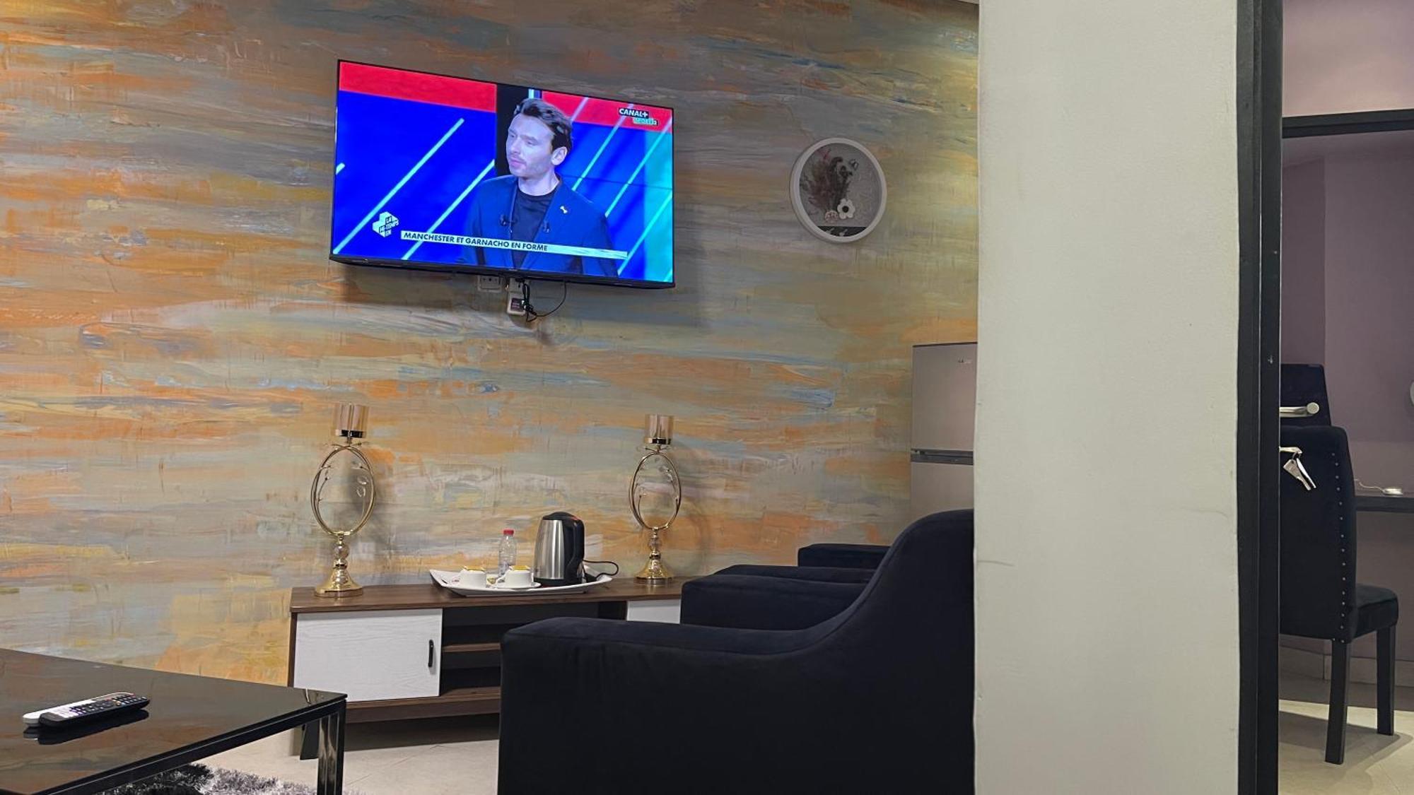 Hotel Vendome Дуала Екстериор снимка